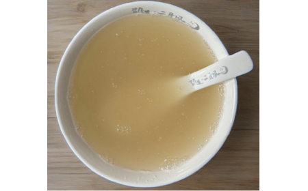 葛粉沖調(diào)新手必看！告別“白色尷尬”，一碗晶瑩剔透的有機(jī)野生葛根粉是這樣沖出來(lái)的！